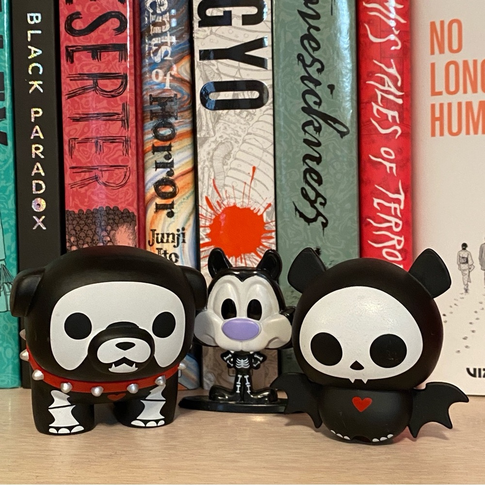 Skelanimals Diego Bat Maxx Bulldog Dog Vinyl Figure Set Hot Topic
